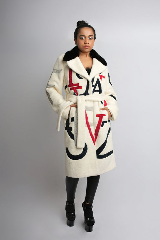 Off-White Lama Wool Knee-Length Coat with Mink Fur Collar & Letter Design