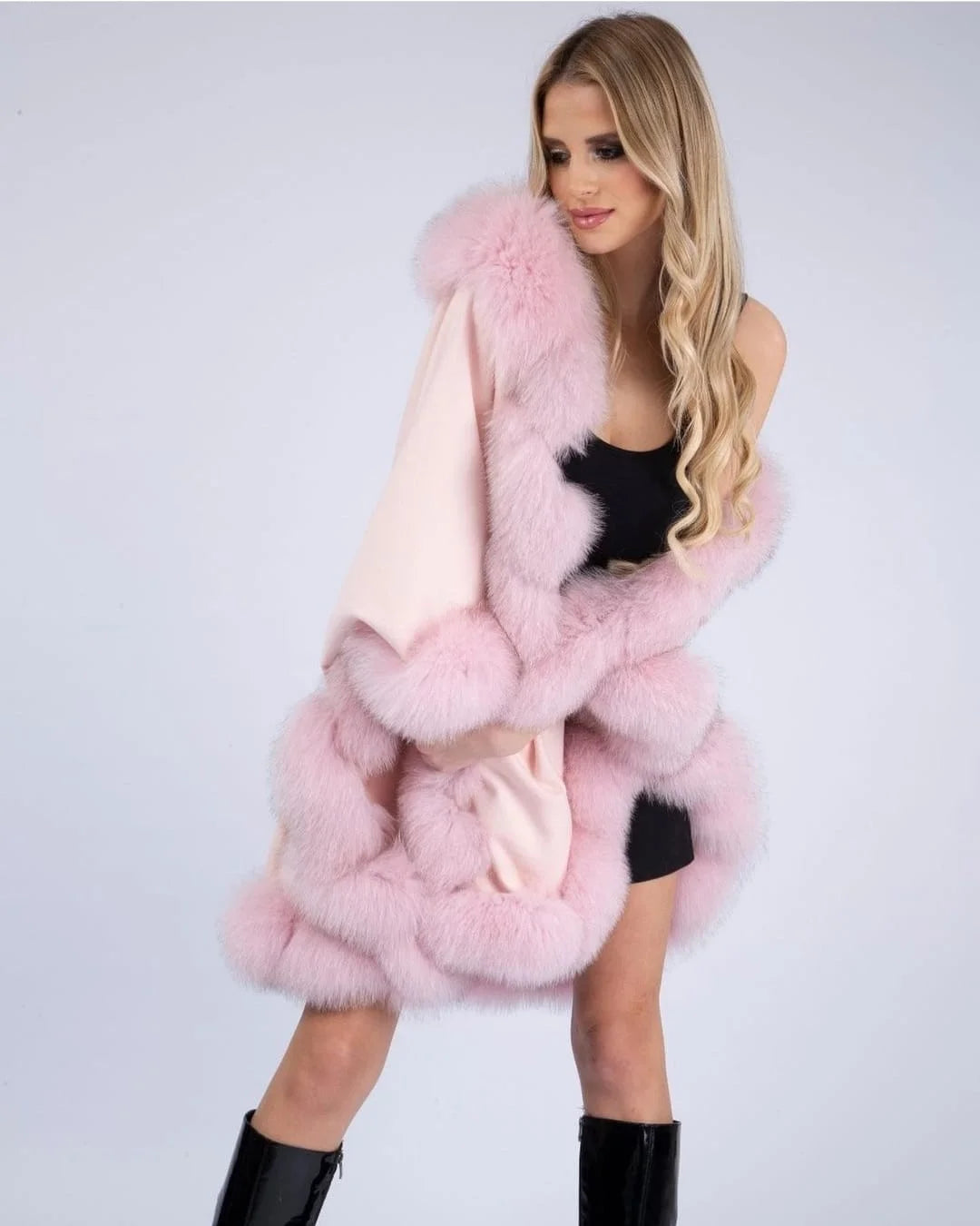 Vibrant Pink Cashmere Wool Scarf with Fox Fur Trim